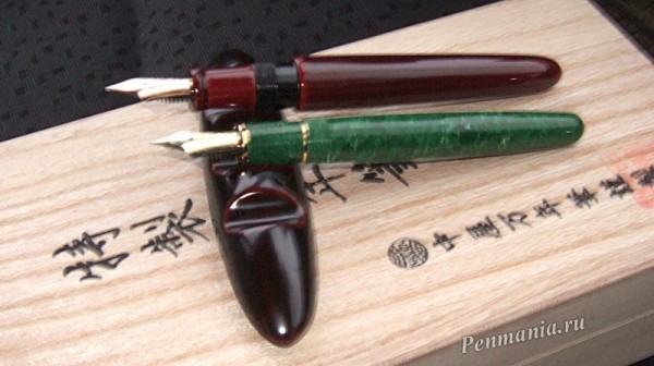 перьевые ручки  Nakaya (Япония) - aka tamenuri  и celluloid