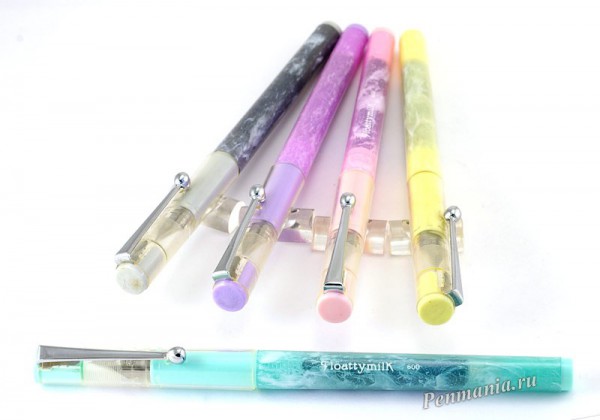 Перьевая ручка Sailor Floattymilk / fountain pen
